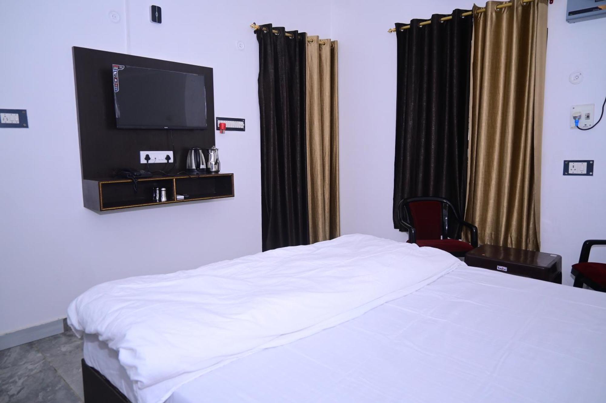 Shri Narayanam Guest House And Home Stay Ayodhya Kültér fotó