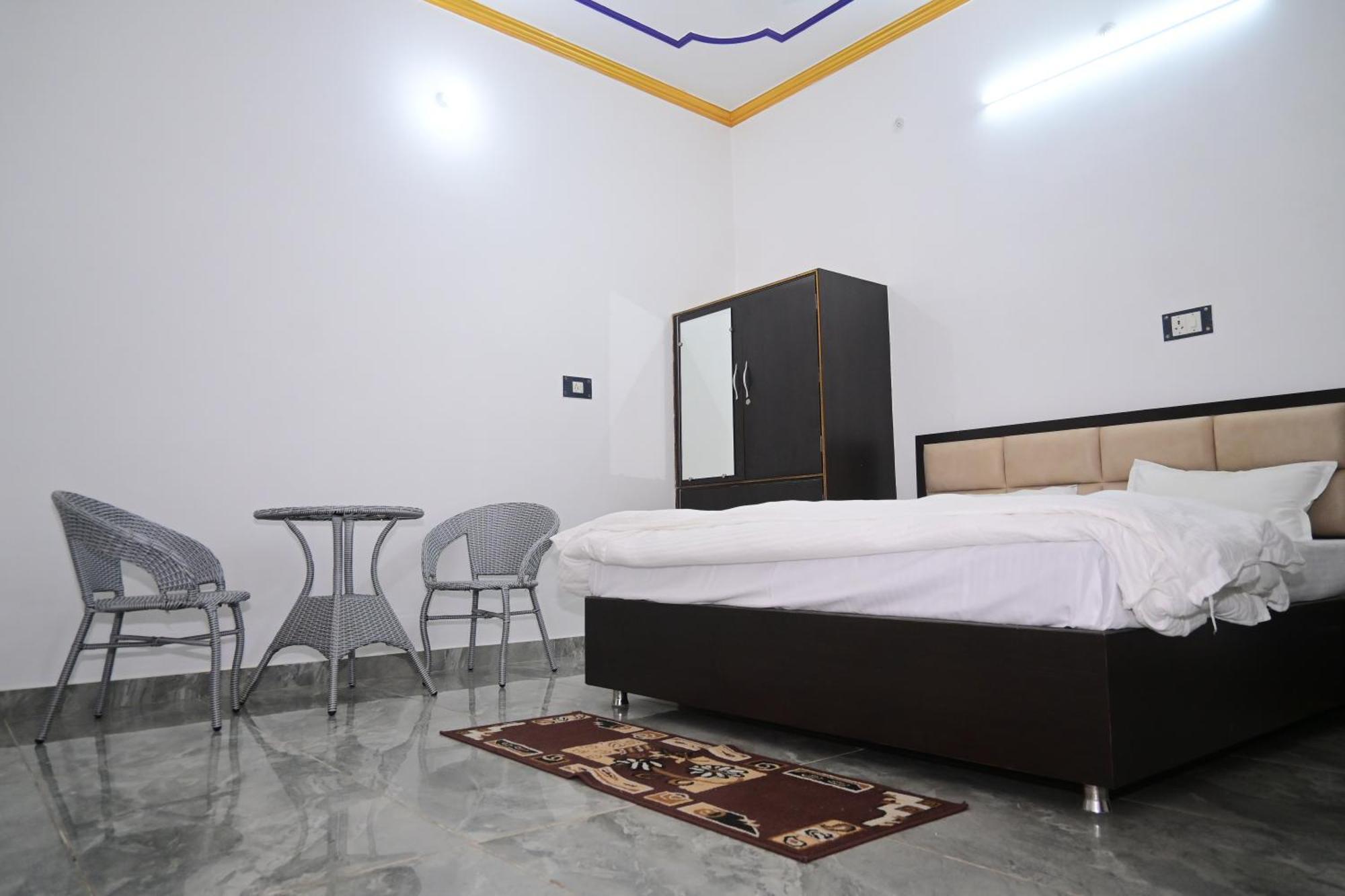 Shri Narayanam Guest House And Home Stay Ayodhya Kültér fotó